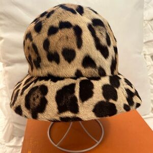 Cool Vintage Bucket Hat Genuine Fur Print